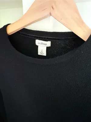 L.L. Bean Black Cashmere Crewneck Sweater thumbnail 3