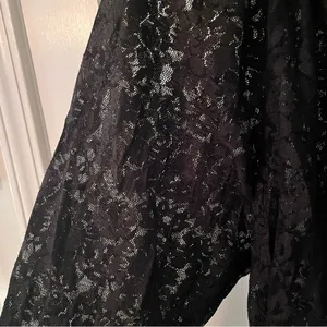 (NWT) KAREN KANE Black Floral Lace Long Sleeve Blouse thumbnail 8