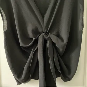 Zara‎ Elegant Black Tie-Front Blouse thumbnail 3