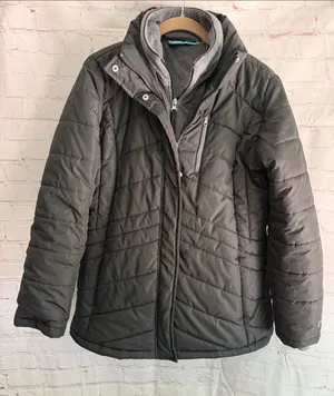 Free Country Quilted double zip Puffer Jacket in Black Woman’s size M thumbnail 1
