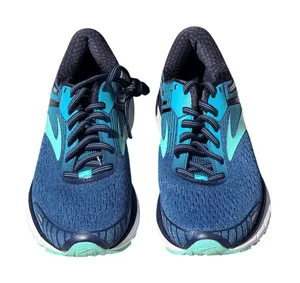 New In Box Brooks Running Shoes Women's Size 8 thumbnail 1