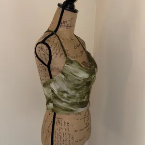 Green Tie thumbnail 4