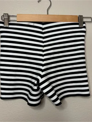 Zara small striped Halloween beetlejuice core shorts women casual preppy chic thumbnail 3