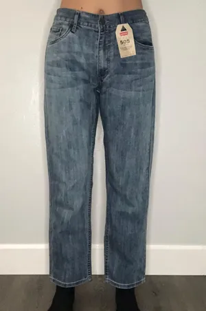 Levi's 505  regular straight leg medium wash jeans thumbnail 2