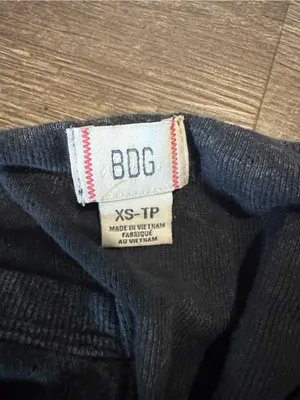 BDG Black/Grey Viv Spliced Notch Neck Long Sleeve Top thumbnail 2