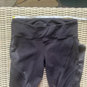Alo Black Mesh Medium‎ Leggings medium athleisure workout yoga travel layered thumbnail 7