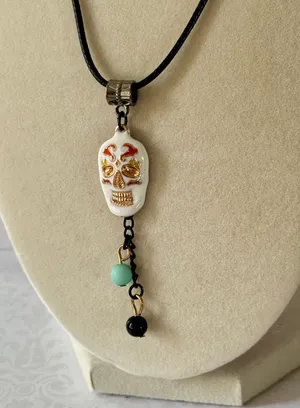 Halloween Skull Necklace (585) ☠️ thumbnail 3