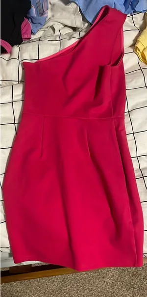 Dress thumbnail 4