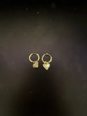 Kendra Scott Earrings Gold hearts  thumbnail 3