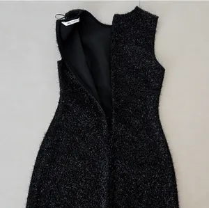 New Zara Elegant Vintage Look Black Sleeveless Fuzzy Dress thumbnail 4
