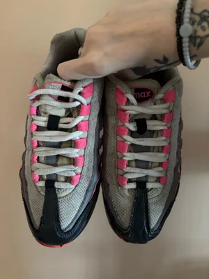Nike Air Max 95 GS 'Black Pink Blast' thumbnail 3