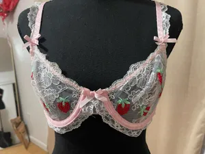 Customized bra Pink thumbnail 1
