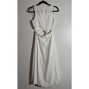 Sky to Moon NWOT Size S White Sleeveless Crop Top & Slit-Front Midi Skirt Outfit thumbnail 2