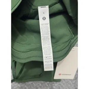 Lululemon Women's Green No Line HR Run Short Zip Pocket Size 0 NWT thumbnail 3