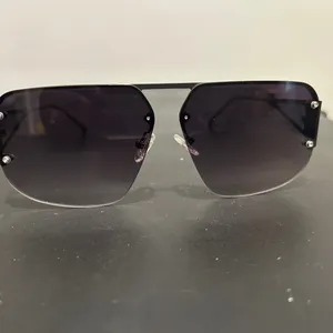 Sojos Black Aviator-Inspired Rimless Sunglasses thumbnail 2