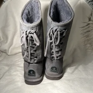 BEARPAW Phylly Sheepskin Lined Suede Womens Pull On boots. Gray size 6. thumbnail 4