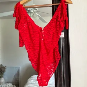 Anthropologie Flocked Red Bow Shoulder Bodysuit NEW Valentine’s Day thumbnail 3