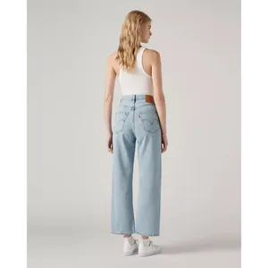 Levi’s Ribcage Straight Ankle Jeans thumbnail 2