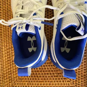 •Under Armour HOVR ascent basketball shoes• Size 8.5 thumbnail 8