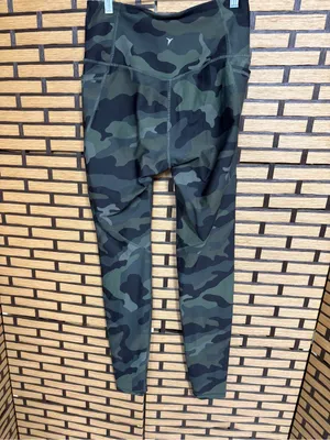 Old navy active green camo Powersoft leggings size medium tall thumbnail 2
