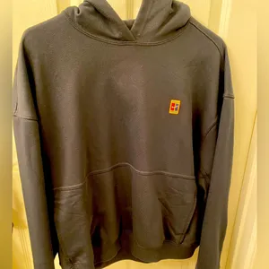 Nike hoodie size medium thumbnail 1