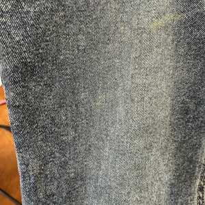 Wrangler Distressed Acid Wash Raw Hem Blue Jeans Pants Women's 30 Cotton Blend‎ thumbnail 5