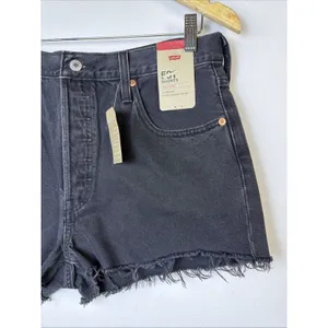 NWT Levi's 501 Women Size 32 (14) Black 100% Cotton Denim 2" Cutoff Shorts thumbnail 2