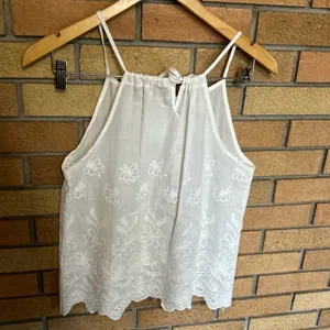 NWT Blush BJ Boutique White Lace Embroidered Eyelet Floral Halter Top Size Small thumbnail 5