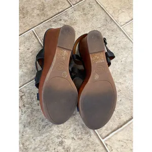Lucky Brand Womens Larinaa Platform Wedge Sandals Black Ankle Strap Buckle 9.5 thumbnail 3