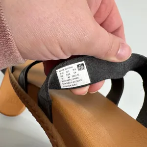 Reef Black Strappy Sandals‎ Size 9 thumbnail 5