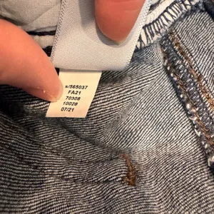 LOFT Outlet Curvy Skinny Jeans Dark Wash‎ Womens Size 4 Clean Wash Flattering thumbnail 8