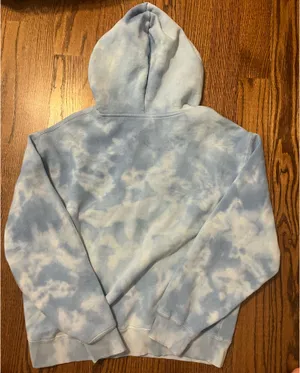 Taylor Swift 1989 Sweatshirt thumbnail 2