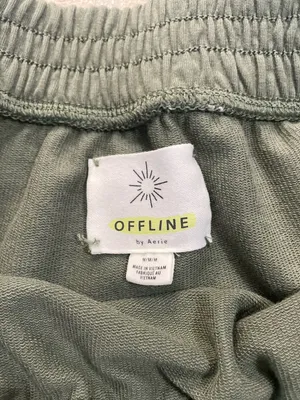 Offline by Aerie Green Skirt Size Medium Elastic Waistband Pockets Stretch Comfy thumbnail 2