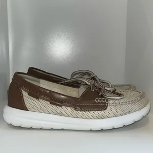 Cloudsteppers By CLARKS Jocolin Vista Boat Shoes Slip On Women’s 5.5 thumbnail 3