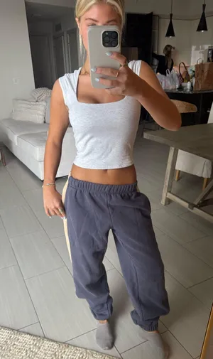 Edikted Sweatpants thumbnail 1