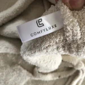 Comfyluxe Solid Color Luxury set S/M White thumbnail 2