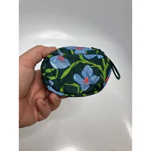 Vera Bradley Pill Case Organizer Women Small Green Floral Excellent Quilted Zip thumbnail 3