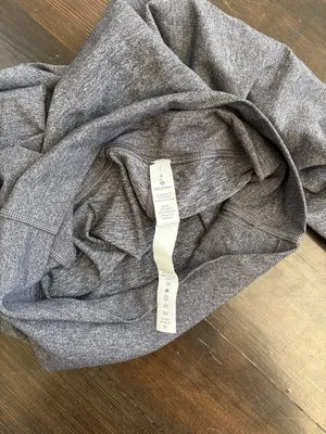 Lululemon Capri Leggings 4 Grey thumbnail 3