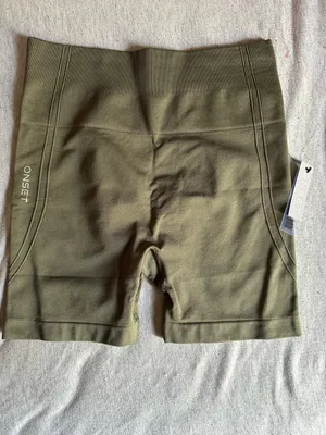 Onset seamless shorts Green Size M thumbnail 1