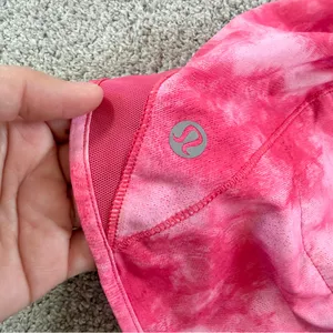 Lululemon Women’s Hotty Hot Short 2.5” in Tidal Trip Boom Juice/Boom Juice 4 thumbnail 8
