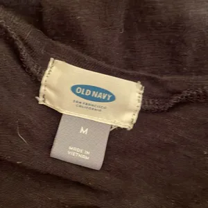 Old Navy 2 tops Medium thumbnail 11