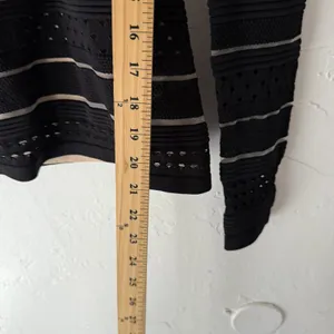 Bailey 44‎ Sweater Y2k Small Black Beige Striped Textured Knit Going Out Top thumbnail 6