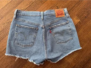 Levi’s 501 Shorts Cut-Off Button Fly Denim thumbnail 4