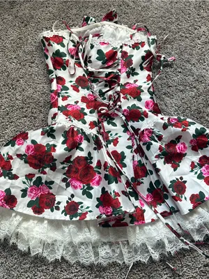 Sugar Thrillz White Floral Rose Mini Dress with Red & Pink Roses thumbnail 8