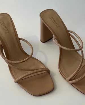 NWT SCHUTZ Chessie Tan Nude Leather Strappy Block Heel Sandals - Size: 10 thumbnail 1