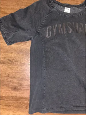 Gymshark top/pump cover  thumbnail 2