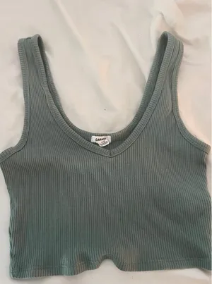 Garage Green Tank thumbnail 2