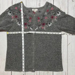 Silk & Angora Embroidered Cardigan Size L thumbnail 5