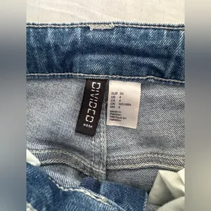 Divided by H&M Distressed Womens Skinny Jeans | Size 4 | High Rise | 99% Cotton thumbnail 6
