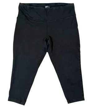Jockey Women’s Plus Black Cropped Leggings 1X thumbnail 1